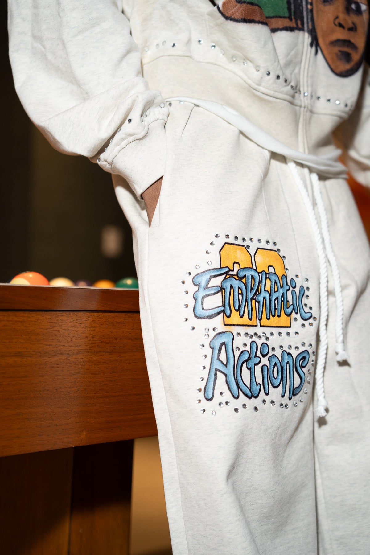 "EMPHATIC ACADEMY" 3/4 SHORTS/PANTS